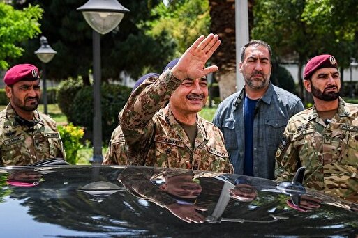 نیویورک‌تایمز: اسرائیل چنان از سوی آمریکا کنار گذاشته شده که رهبران آن کاملاً از مذاکرات با ایران بی‌اطلاع نگه داشته شدند/ قطر: از تلاش‌ها برای رسیدن به توافقی جامع، حمایت می‌کنیم/ وال استریت ژورنال: ترامپ گفته که مایل است تا فرصت بیشتری به دیپلماسی با ایران بدهد/ انگلیس: حادثه‌ای در نزدیکی جزیره سقطری یمن/ ادعای العربیه: پیش‌نویس توافق آماده است
