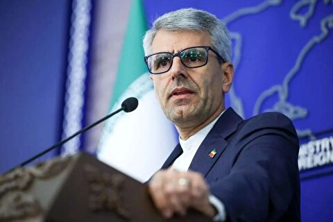ادعای الجزیره به نقل از یک مقام ایرانی: ایران از طریق میانجیگری پاکستان به «یادداشت تفاهم» دست یافته و اکنون در انتظار پاسخ آمریکا است / قرار بود فرمانده ارتش پاکستان این یادداشت تفاهم را در تهران اعلام کند، اما او برای هماهنگی با واشنگتن، تهران را ترک کرد / این یادداشت شامل مفادی برای «پایان دادن به جنگ، رفع محاصره، بازگشایی هرمز و خروج نیرو‌های آمریکایی از منطقه جنگی» است