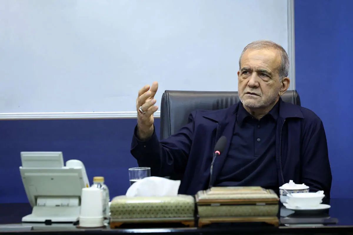 ادعای واشنگتن پست: آخرین پیشنهاد در انتظار تأیید ایران است / بازگشایی تنگه هرمز به صورت مرحله‌ای است / در مرحله اول، ۱۲ میلیارد دلار ایران آزاد می‌شود / عملیات نظامی در همه جبهه‌ها از جمله لبنان متوقف می‌شود