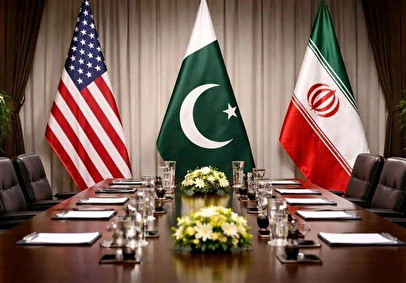 انفجار پاوربانک در آسانسور / ثانیه‌هایی که کابین را به اتاق وحشت تبدیل کرد+ فیلم