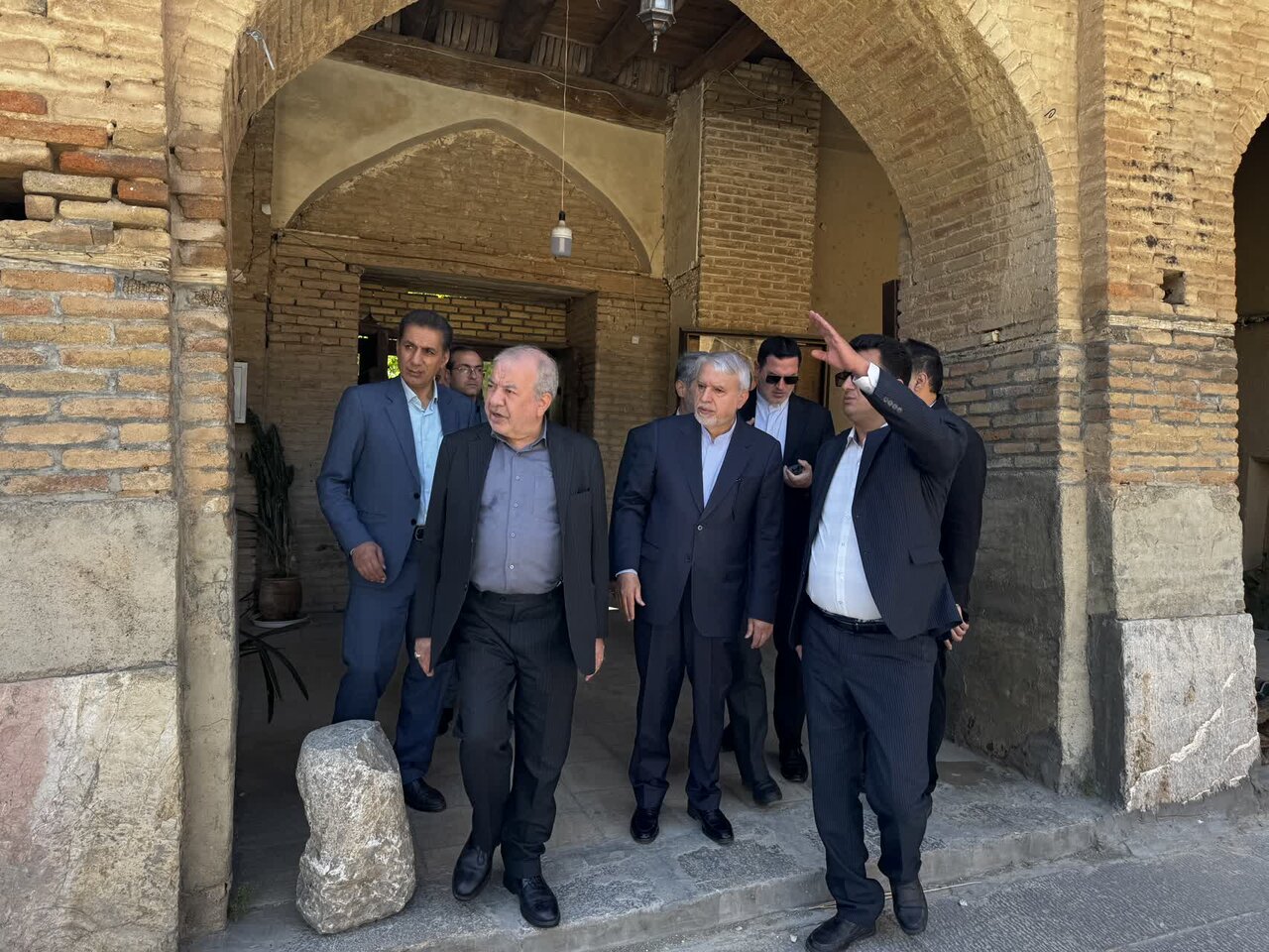 نشست فرهیختگان اقلیم کردستان عراق با برخی از نمایندگان مجلس برگزار شد