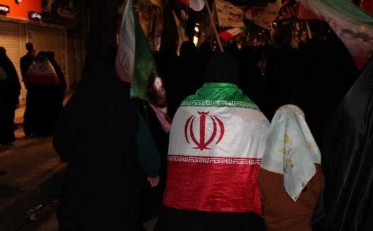 گیلانی: ایران اسلامی مقتدرترین نظام سیاسی مستقل جهان است