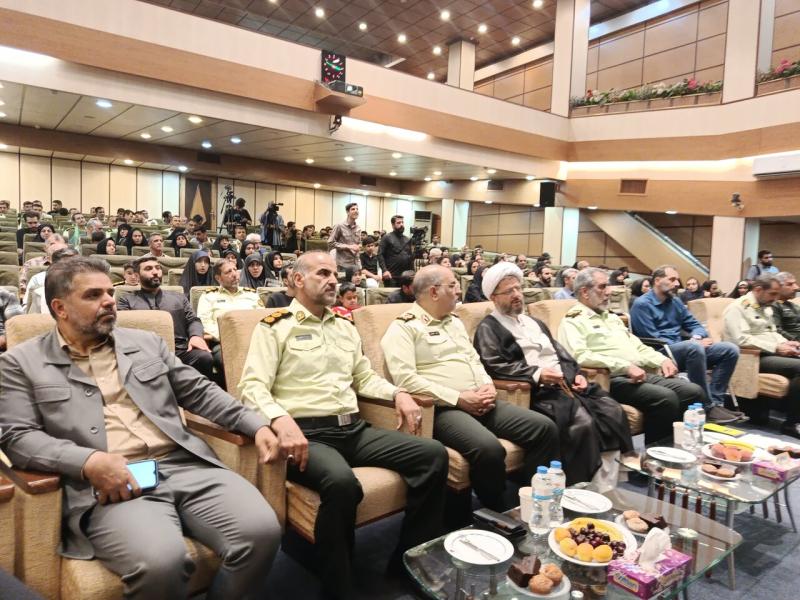 ایران در آینده نزدیک با بحران صندلی‌های خالی دانشگاه‌ روبرو می شود